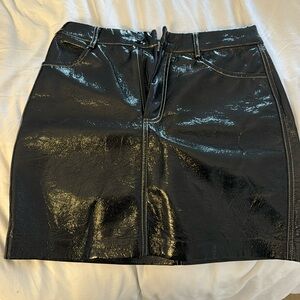 meshki oakleigh patent skirt black